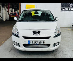 Peugeot 5008 1.6 e-HDi Active EGC Euro 5 (s/s) 5dr - 2