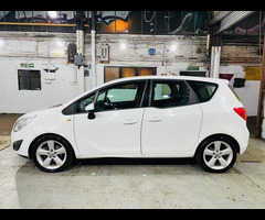 Vauxhall Meriva 1.4T 16V Exclusiv Euro 5 5dr - 11