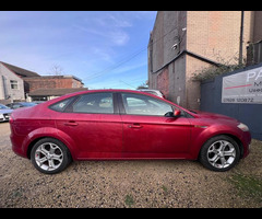 Ford Mondeo 2.0 Zetec 5dr - 10