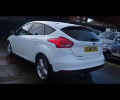 Ford Focus 1.0 T EcoBoost Zetec 5dr - 10