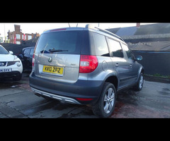 SKODA Yeti 2.0 TDI SE Plus 5dr - 10