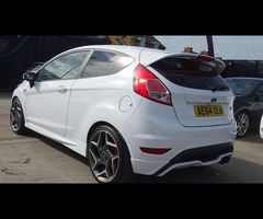 Ford Fiesta 1.6 T EcoBoost ST-2 3dr - 8