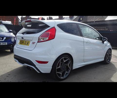 Ford Fiesta 1.6 T EcoBoost ST-2 3dr - 11