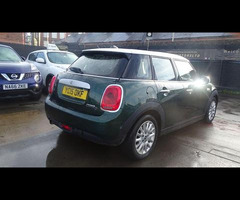 MINI Hatch 1.5 5-Door Hatch Cooper D 5dr - 11