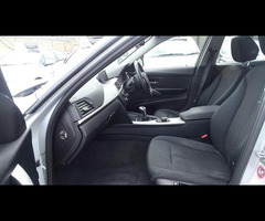 BMW 3 SERIES 2.0 318d SE Saloon 4dr - 30