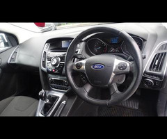 Ford Focus 1.0 T EcoBoost Titanium 5dr - 23