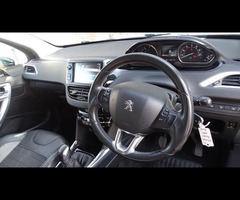 Peugeot 2008 1.6 e-HDi Allure 5dr - 24