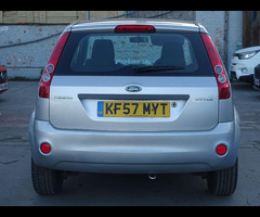 Ford Fiesta 1.3 Style Climate 3dr - 10