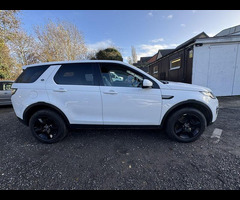 Land Rover Discovery Sport - 37