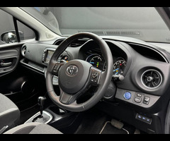 Toyota Yaris 1.5 VVT-h Y20 Bi-tone E-CVT Euro 6 (s/s) 5dr - 7