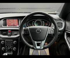 Volvo V40 2.0 T2 R-Design Nav Plus Euro 6 (s/s) 5dr - 16