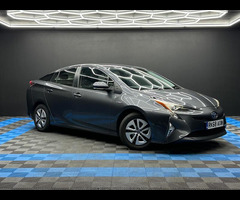 Toyota Prius 1.8 VVT-h Business Edition CVT Euro 6 (s/s) 5dr