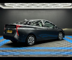 Toyota Prius 1.8 VVT-h Business Edition CVT Euro 6 (s/s) 5dr - 6