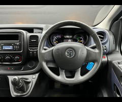 Vauxhall Vivaro 1.6 CDTi 2900 Crew Van L2 H1 Euro 5 5dr (6 Seat) - 15