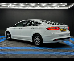 Ford Mondeo 1.5 TDCi ECOnetic Zetec Euro 6 (s/s) 5dr - 4