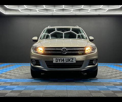 Volkswagen Tiguan 2.0 TDI BlueMotion Tech Match 2WD Euro 5 (s/s) 5dr - 2