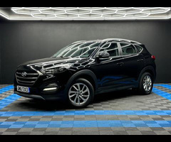 Hyundai Tucson 1.7 CRDi Blue Drive SE Nav Euro 6 (s/s) 5dr - 3