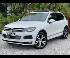 Volkswagen Touareg 3.0 TDI V6 BlueMotion Tech R-Line Tiptronic 4WD Euro 5 (s/s) 5dr - 5