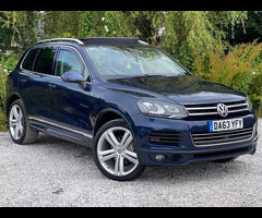 Volkswagen Touareg 3.0 TDI V6 BlueMotion Tech R-Line Tiptronic 4WD Euro 5 (s/s) 5dr