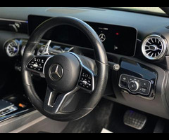 Mercedes-Benz A Class 1.5 A180d Sport (Executive) 7G-DCT Euro 6 (s/s) 5dr - 17