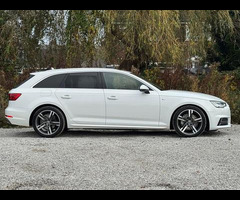 Audi A4 Avant 2.0 TDI ultra S line S Tronic Euro 6 (s/s) 5dr - 12