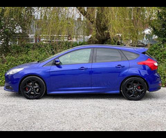 Ford Focus 2.0T EcoBoost ST-3 Euro 5 (s/s) 5dr - 12