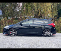 Ford Focus 2.0T EcoBoost ST-3 Euro 5 (s/s) 5dr - 22