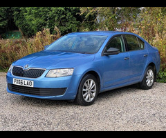 SKODA Octavia 1.0 TSI S Euro 6 (s/s) 5dr - 7