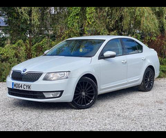 SKODA Octavia 1.6 TDI Black Edition Euro 5 (s/s) 5dr - 3