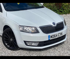 SKODA Octavia 1.6 TDI Black Edition Euro 5 (s/s) 5dr - 15