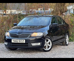 SKODA Rapid 1.2 TSI Elegance Euro 5 5dr - 2