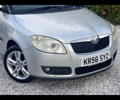 SKODA Roomster 1.9 TDI Pure Drive 3 5dr - 4