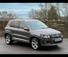 Volkswagen Tiguan 2.0 TDI BlueMotion Tech R-Line DSG 4WD Euro 5 (s/s) 5dr