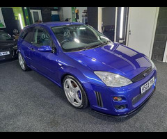 Ford Focus 2.0 RS 3dr - 11