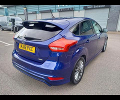 Ford Focus 1.0T EcoBoost ST-Line Euro 6 (s/s) 5dr - 8