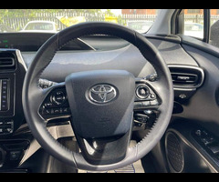 Toyota Prius 1.8 VVTi Excel Euro 6 (S/S) CVT 5Dr - 19