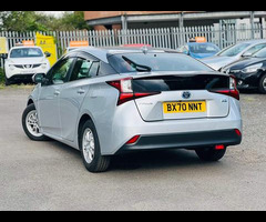 Toyota Prius 1.8 VVTi Excel Euro 6 (S/S) CVT 5Dr - 3