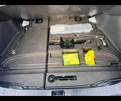 Toyota Prius 1.8 VVTi Excel Euro 6 (S/S) CVT 5Dr - 29