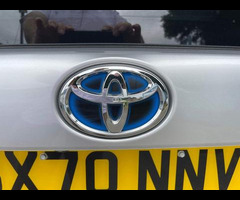 Toyota Prius 1.8 VVTi Excel Euro 6 (S/S) CVT 5Dr - 32