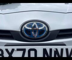 Toyota Prius 1.8 VVTi Excel Euro 6 (S/S) CVT 5Dr - 40