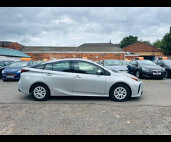 Toyota Prius 1.8 VVTi Excel Euro 6 (S/S) CVT 5Dr - 4