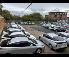 Toyota Prius 1.8 VVTi Excel Euro 6 (S/S) CVT 5Dr - 36