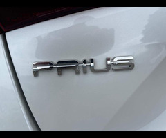 Toyota Prius 1.8 VVTi Excel Euro 6 (S/S) CVT 5Dr - 31