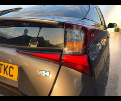 Toyota Prius 1.8 VVTi Excel Euro 6 (S/S) CVT 5Dr - 34