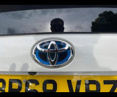 Toyota Prius 1.8 VVTi Excel Euro 6 (S/S) CVT 5Dr - 30