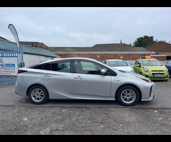 Toyota Prius 1.8 VVTi Excel Euro 6 (S/S) CVT 5Dr - 4