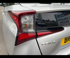 Toyota Prius 1.8 VVTi Excel Euro 6 (S/S) CVT 5Dr - 31