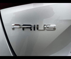 Toyota Prius 1.8 VVTi Excel Euro 6 (S/S) CVT 5Dr - 32