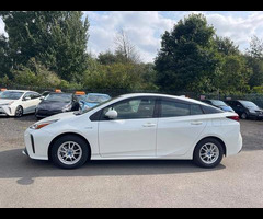 Toyota Prius 1.8 VVTi Excel Euro 6 (S/S) CVT 5Dr - 14