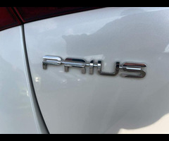 Toyota Prius 1.8 VVTi Excel Euro 6 (S/S) CVT 5Dr - 31